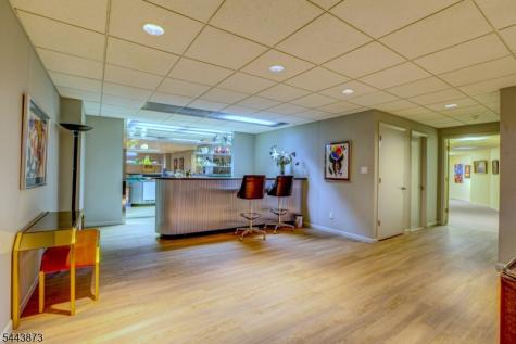 46 Calvert Avenue West Edison NJ 08820