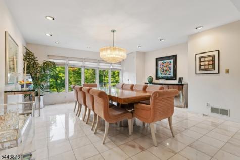 46 Calvert Avenue West Edison NJ 08820