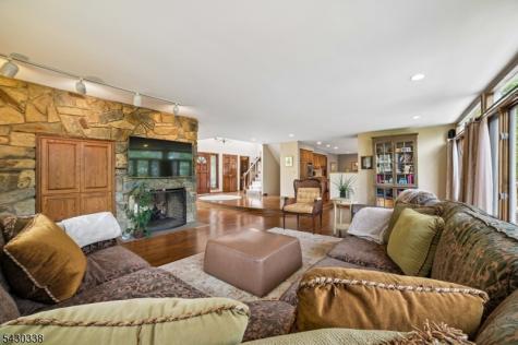 11 Hawthorne Court Morris NJ 07960