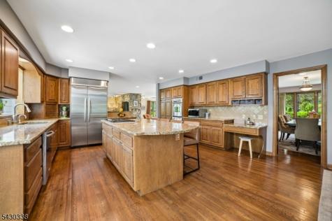 11 Hawthorne Court Morris NJ 07960