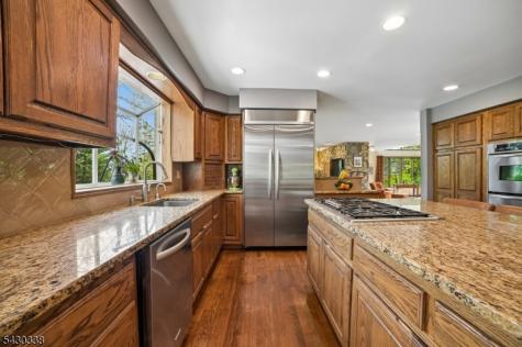 11 Hawthorne Court Morris NJ 07960