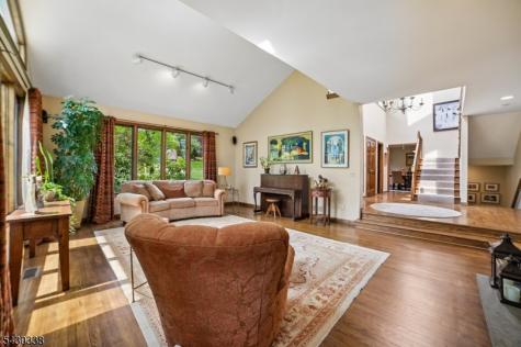 11 Hawthorne Court Morris NJ 07960