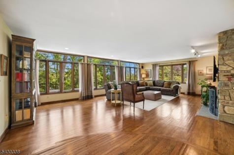 11 Hawthorne Court Morris NJ 07960