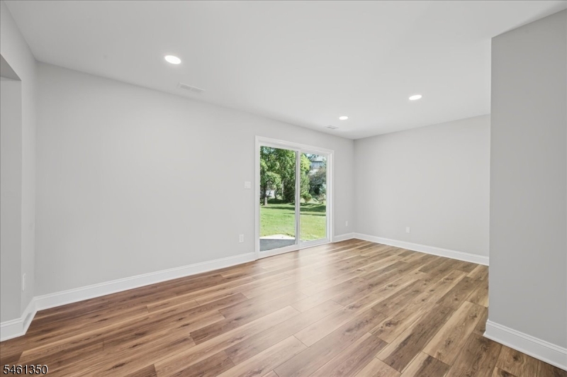 17 Londonderry Drive Raritan NJ 08822