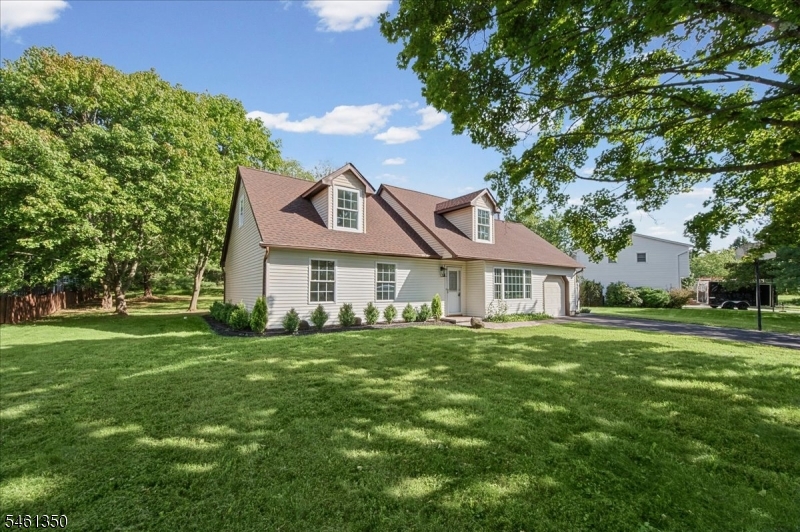17 Londonderry Drive Raritan NJ 08822