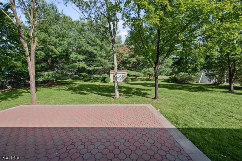 17 Londonderry Drive Raritan NJ 08822