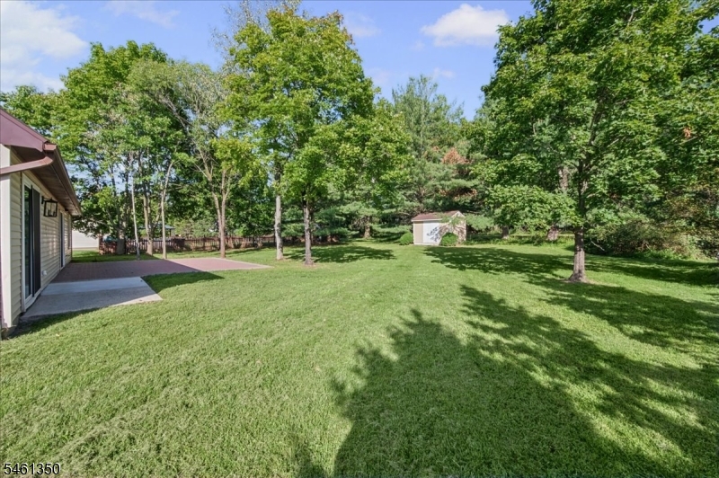 17 Londonderry Drive Raritan NJ 08822