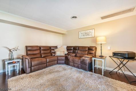 3 Knoll Road Fairfield NJ 07004