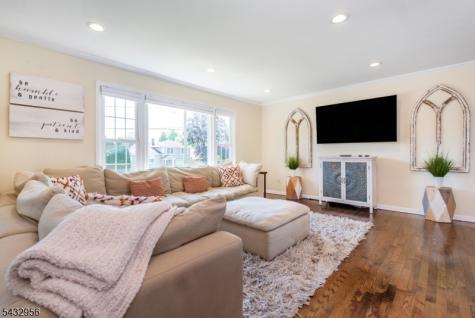 3 Knoll Road Fairfield NJ 07004