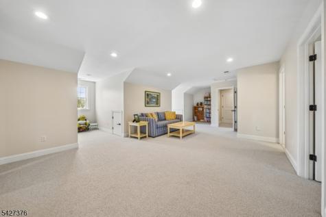 4 Canfield Terrace Morris NJ 07960