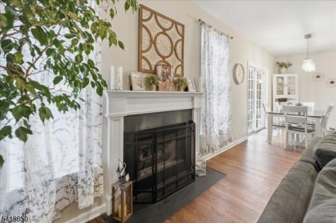 45 La Costa Drive Clinton NJ 08801