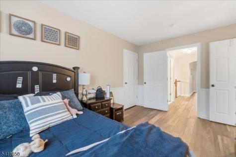 45 La Costa Drive Clinton NJ 08801
