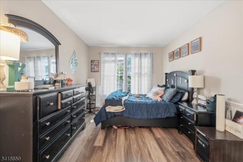 45 La Costa Drive Clinton NJ 08801