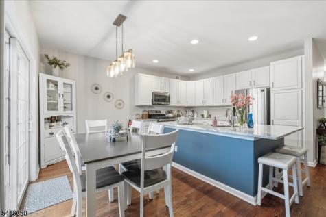45 La Costa Drive Clinton NJ 08801