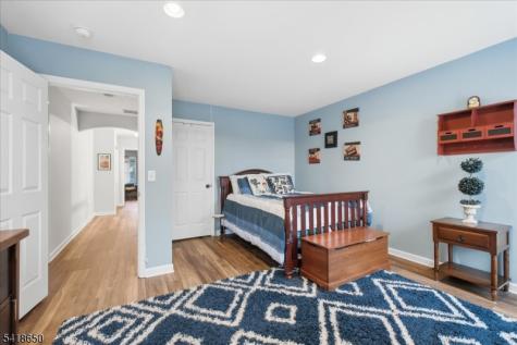 45 La Costa Drive Clinton NJ 08801