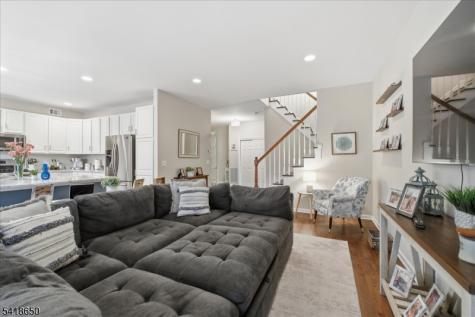 45 La Costa Drive Clinton NJ 08801