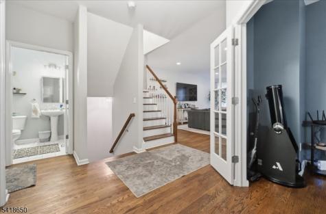 45 La Costa Drive Clinton NJ 08801