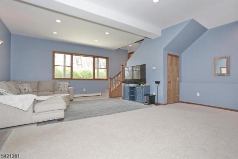 10 Hillside Road Ringwood NJ 07456