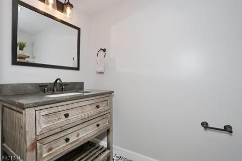 10 Hillside Road Ringwood NJ 07456