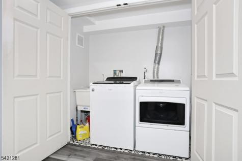 10 Hillside Road Ringwood NJ 07456