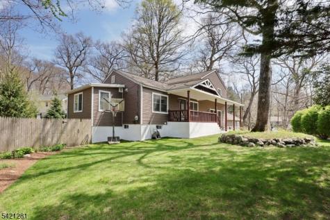 10 Hillside Road Ringwood NJ 07456