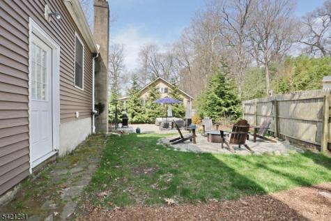 10 Hillside Road Ringwood NJ 07456