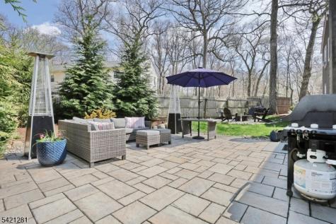 10 Hillside Road Ringwood NJ 07456