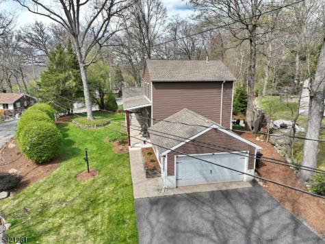 10 Hillside Road Ringwood NJ 07456