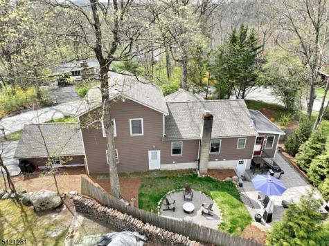 10 Hillside Road Ringwood NJ 07456