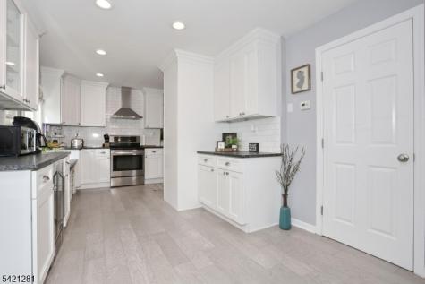 10 Hillside Road Ringwood NJ 07456