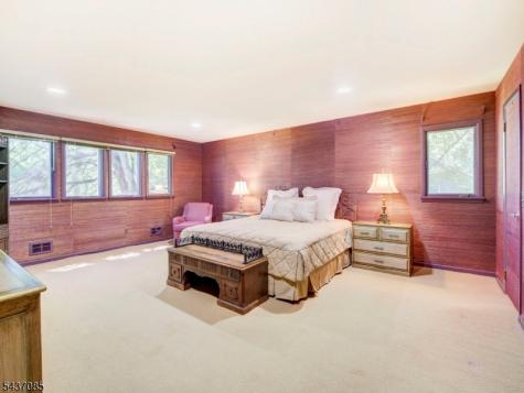 943 Sunset Ridge Bridgewater NJ 08807
