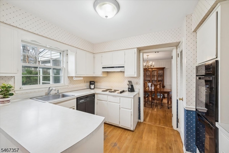 10 Warwick Road Morris NJ 07960