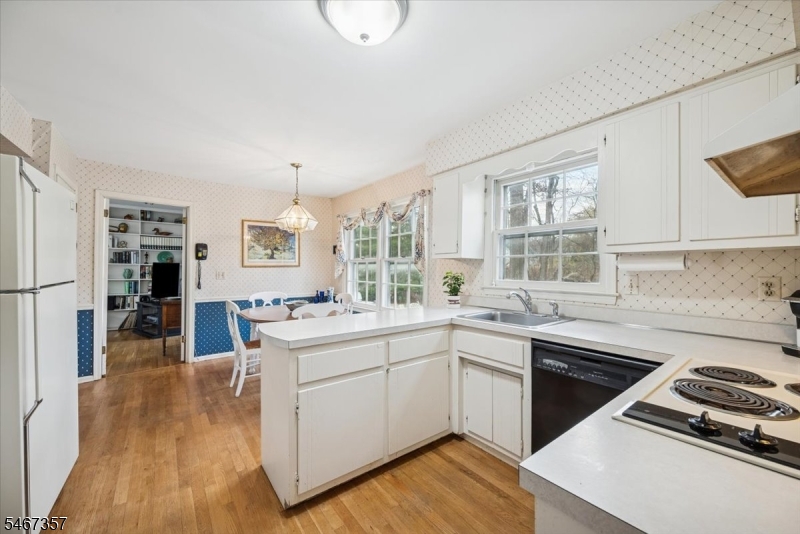 10 Warwick Road Morris NJ 07960