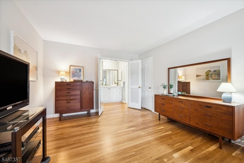 10 Warwick Road Morris NJ 07960