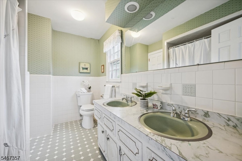 10 Warwick Road Morris NJ 07960