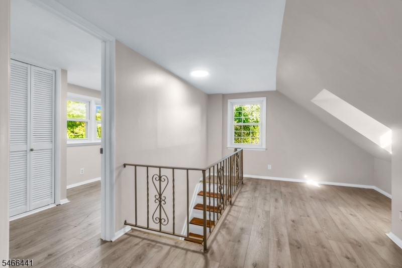 41 Heather Lane Roselle NJ 07203