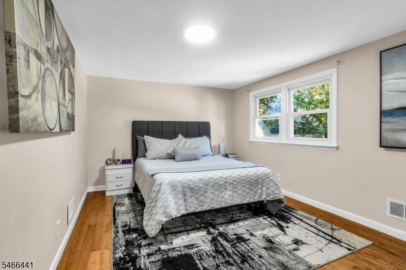41 Heather Lane Roselle NJ 07203