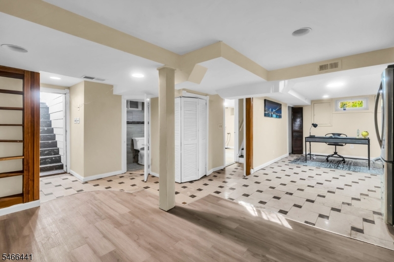 41 Heather Lane Roselle NJ 07203
