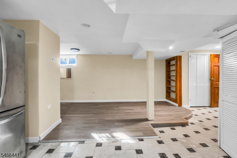 41 Heather Lane Roselle NJ 07203