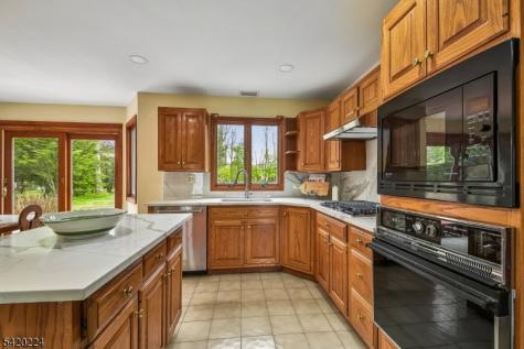 5 Gianna Court Randolph NJ 07869