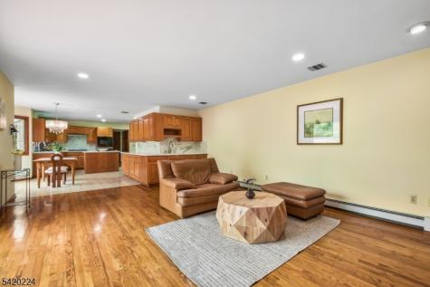 5 Gianna Court Randolph NJ 07869