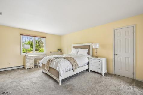 5 Gianna Court Randolph NJ 07869
