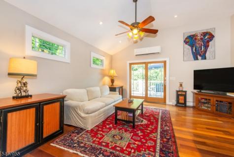 42 Otsego Road Verona NJ 07044