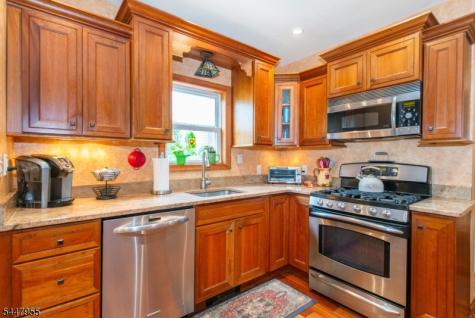 42 Otsego Road Verona NJ 07044