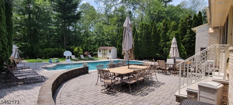25 Woodbine Road Florham Park NJ 07932