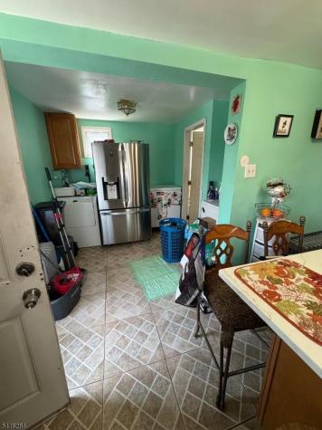 280 Lincoln Street East Orange NJ 07017