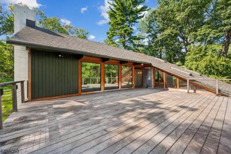 26 Skyline Drive Watchung NJ 07069