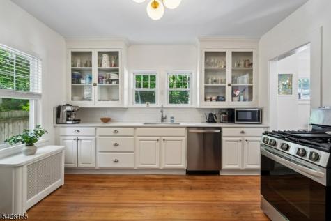 72 Central Avenue Montclair NJ 07042