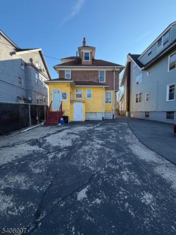 63 Sunnyside Terrace East Orange NJ 07018