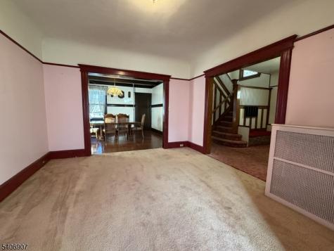 63 Sunnyside Terrace East Orange NJ 07018